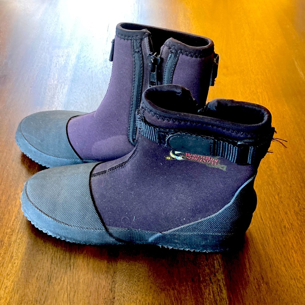 World wide sportsman fishing boots